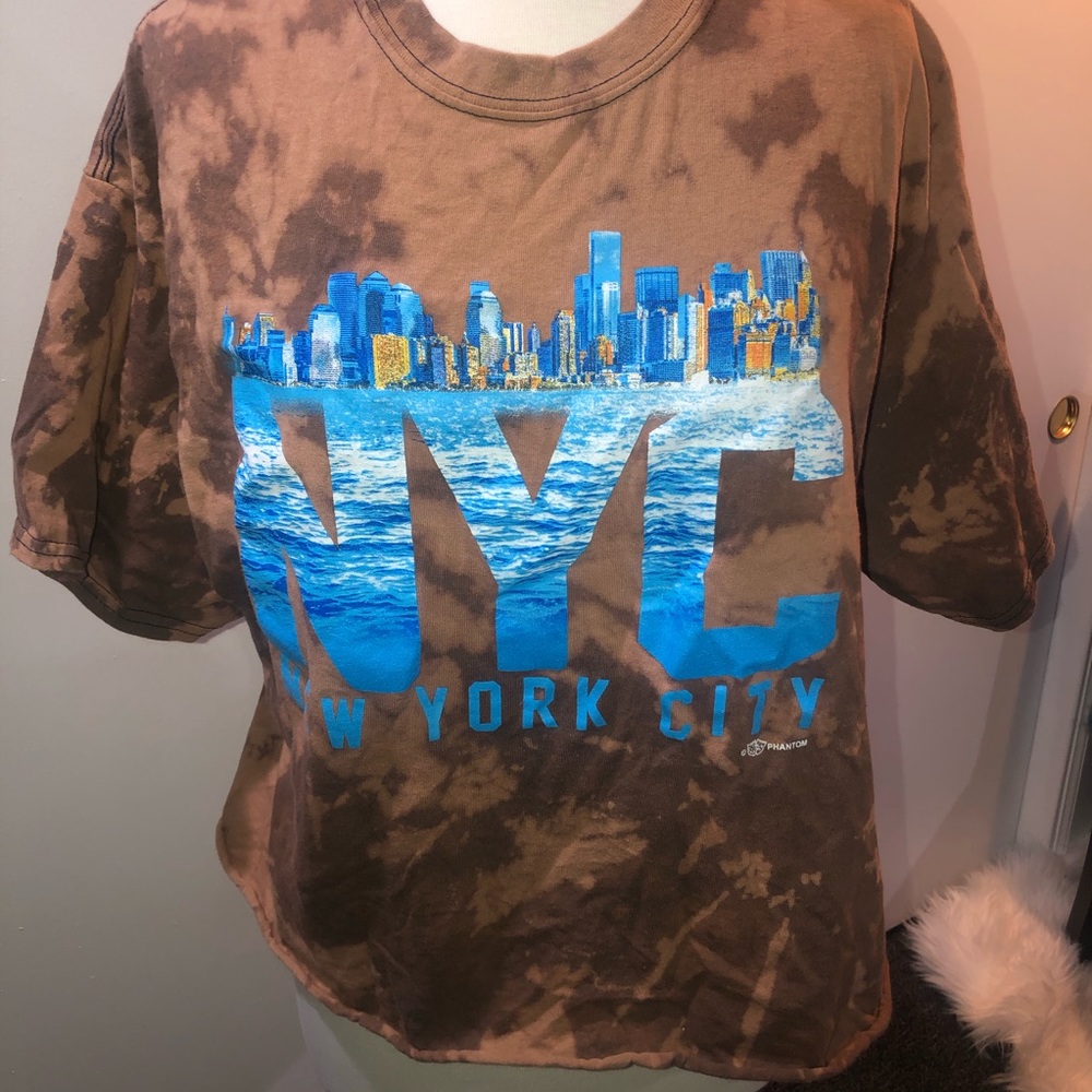 Cropped bleached NYC tourist shirt